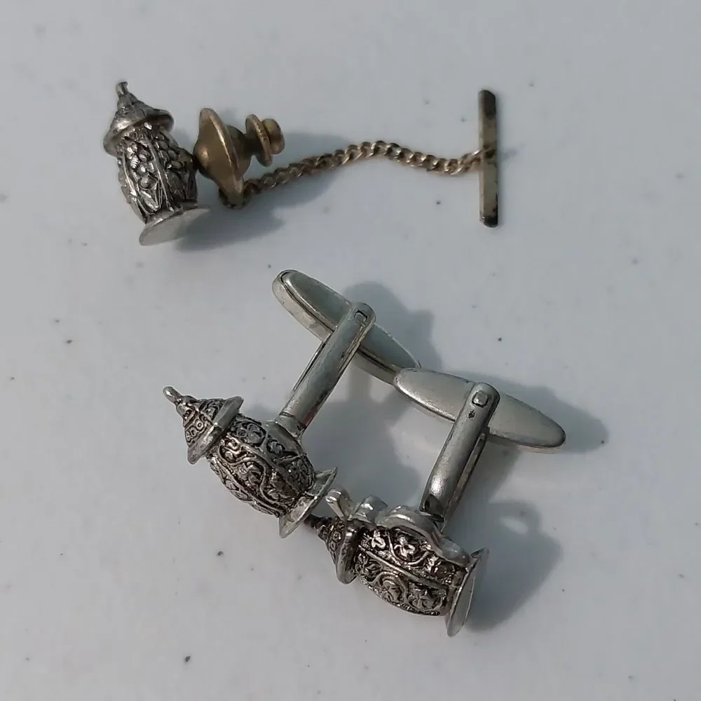 Vintage Teapots Cufflinks and Tie Tack Set